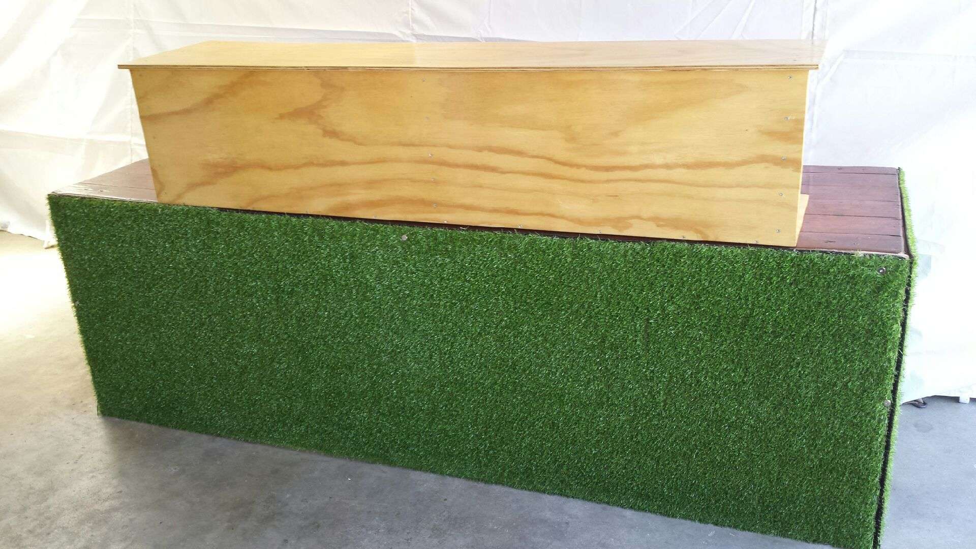 GRASS BAR